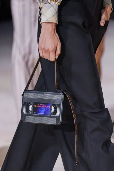 Look 5